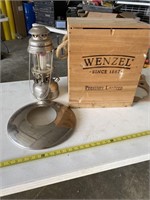 Wenzel Pressure Lantern