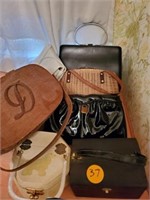 COLLECTION OF LADIES PURSES