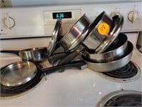 STAINLESS STEELE COOKWARE