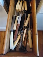 DRAWER OF MISC. KNIVES