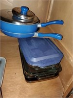 CABINET OF BAKING PANS AND COOKWARE