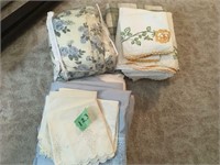 asst sheets & pillow cases