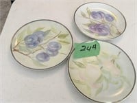3 plates