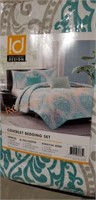 Coverlet Bedding Set