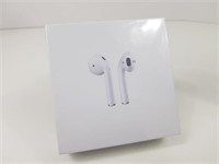 Apple AirPods & Wireless Charging Case