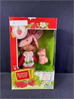 1980 Strawberry Shortcake Doll