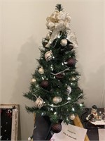 White & Gold Christmas Tree