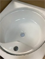 Round sink 18” across