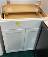 Floor cabinet shaker style white 24d 35t 30w