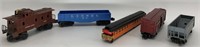 Lot of 5 vintage toy train cars            (N 119)
