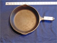 #6 Unmarked Wagner Cast Iron Skillet