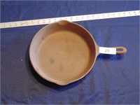 Unmarked Wagner #8 Cast Iron Skillet