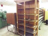 Cabinet on metal frame with rollers / Wood Shelves
