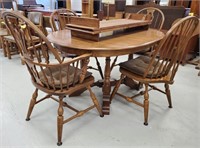 Pennsylvania House Dining RoomTable w/ 4 Chairs &
