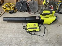 Ryobi Battery Blower 40 Volt w/ Charger