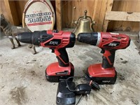 2 Skil 18 Volt Drills with Battery