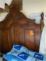 vintage bed with rails head board
