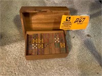 small wooden box of dominos 6 x 4 x1.5
