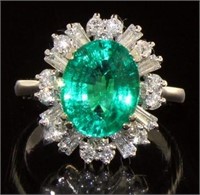 14kt Gold 4.91 ct Oval Emerald & Diamond Ring