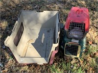 Medium size dog crate/ 2 Small cat crates