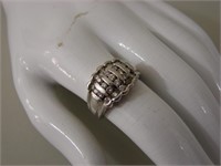 Ladies Platinum Ring, 23 Diamonds Sz8