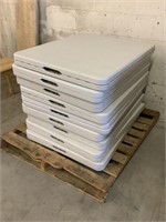 9 x tables pliantes en PVC à roulettes