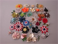 Generous Lot of 1960s Painted Flower Brooches