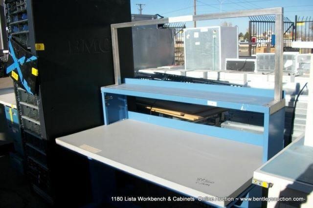 Lista Cabinet Auction, December 2, 2020 | A1180