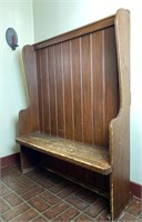 Pine Settle Bench