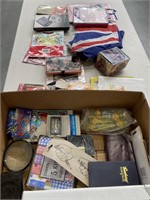 Box lot containing miscellaneous items including