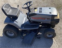 18 Hp Yard king riding lawnmower with 5 speed