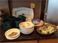 Dinnerware & Serving Pieces