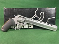 Taurus Raging Bee Revolver, 218 BEE