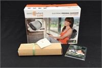 Boxed Electronic Massager & NEW Heat Wrap