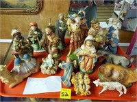 Tray Lot of Italian Manger Figurines