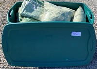 50gal Tote Full of Bedding