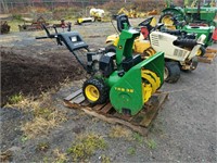 John Deere  Snow Blower