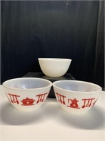 Vintage Kitchen Medium Sized Bowls