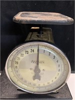 Vintage Hanson Scales