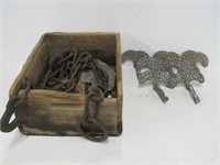 Wooden box with Snow birds & Chain