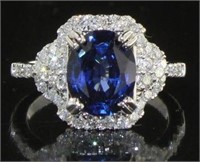 14kt Gold 4.00 ct Oval Sapphire & Diamond Ring