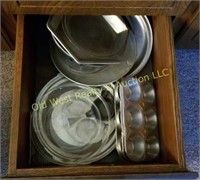 Drawer of Muffin Tins & Pie Plates