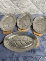 Four Sizzler Platters w/ wood base