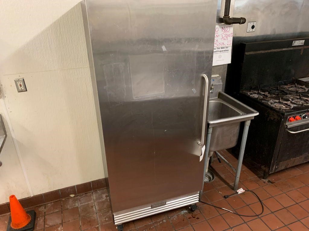 Steve's Deli Dog House - Restaurant Equipment & Supplies