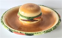 Hamburger Platter with Hambuger Condiment Dish