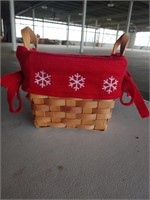 Decorative basket