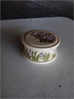 Decorative trinket box