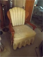 "Honey" Maple Arm Chair c. 1930