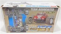 * Team Associated RC18T Remote Control Car -