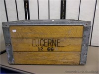 Lucerne 12-66 Wooden Milk Crate